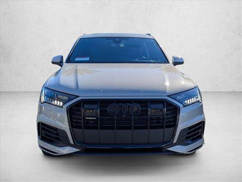 Used 2023 Audi Q7 3.0T Prestige image 3
