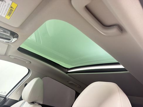 Used 2022 Hyundai Tucson Limited FWD image 16