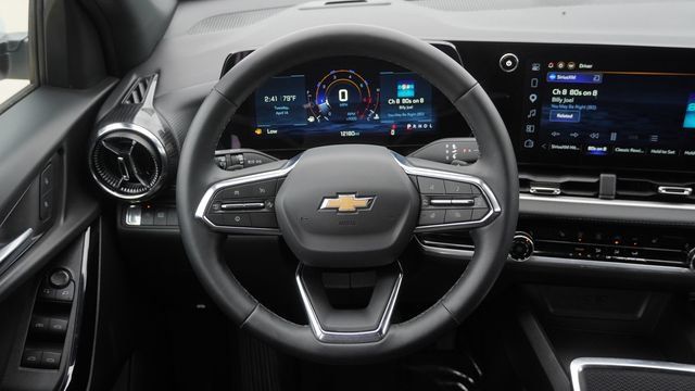 Used 2026 Chevrolet Equinox LT FWD image 18
