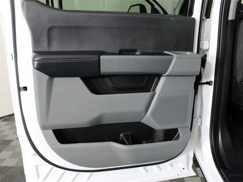 Used 2024 Ford F350 XLT w/ FX4 Off-Road Package image 31