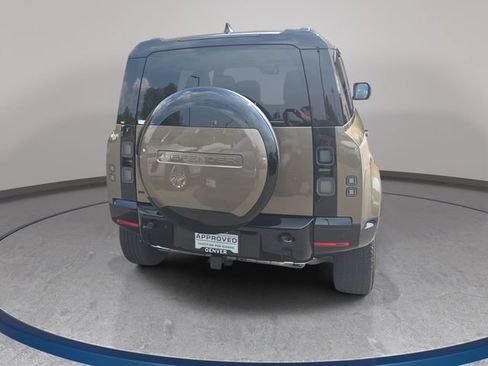 Used 2026 Land Rover Defender 110 X-Dynamic SE AWD/4WD image 7