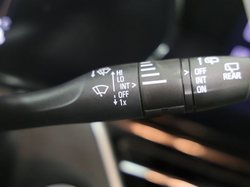 Used 2025 Chevrolet TrailBlazer LT image 24