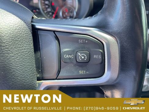 Used 2022 RAM 1500 Laramie AWD/4WD image 14
