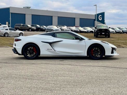 Used 2024 Chevrolet Corvette Z06 image 12