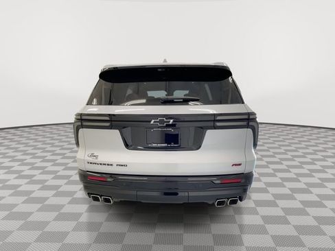 New 2026 Chevrolet Traverse RS image 13