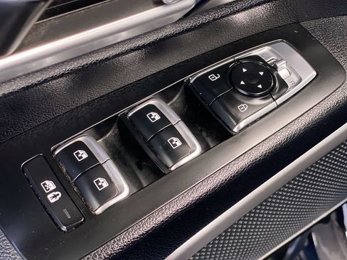 Certified 2023 Kia Telluride S w/ S Sunroof Package FWD image 18