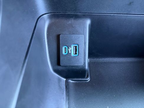 Used 2021 Ford F150 XLT w/ Equipment Group 302A High AWD/4WD image 29