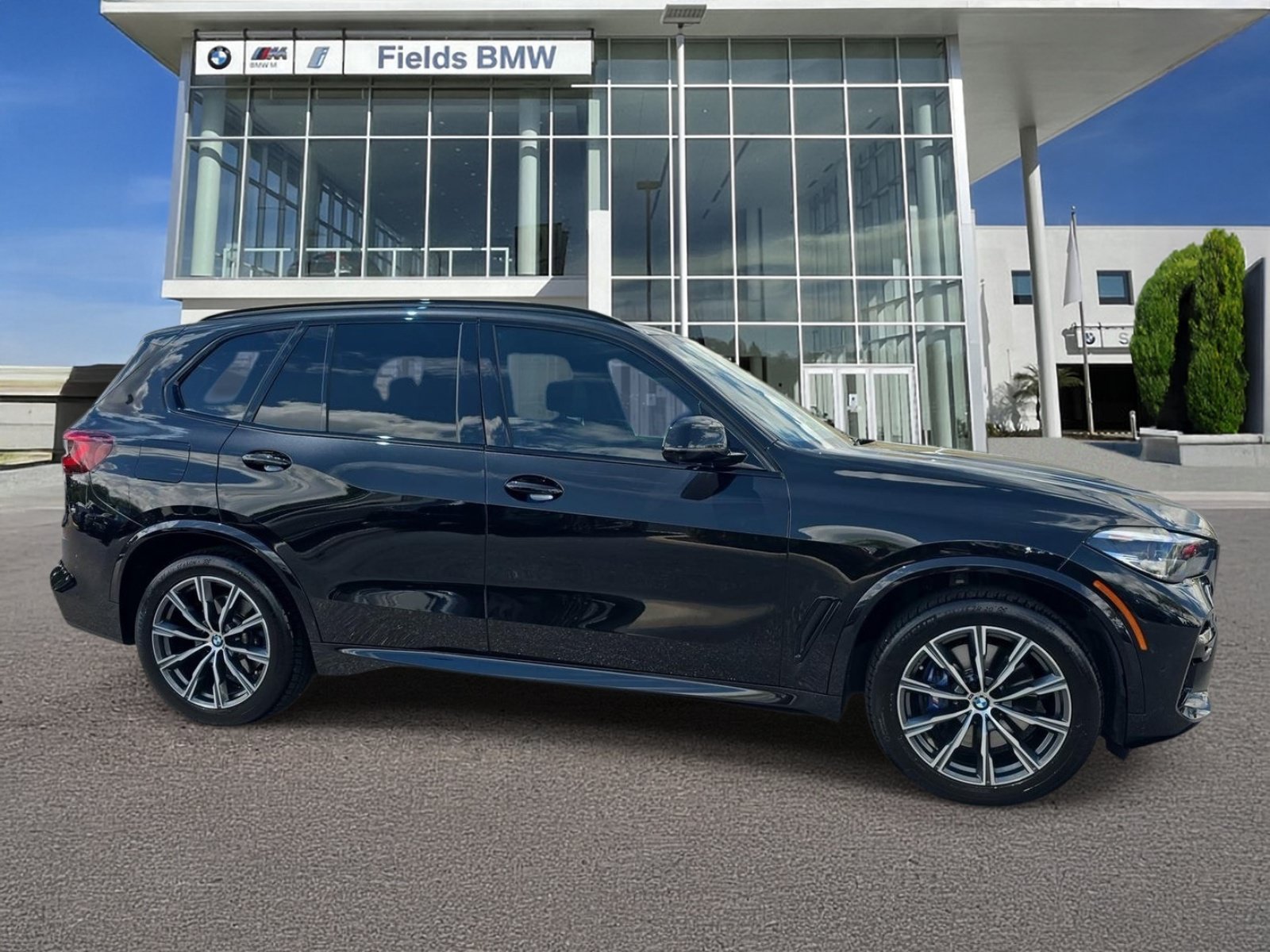 Used 2023 BMW X5 sDrive40i w/ M Sport Package RWD image 1