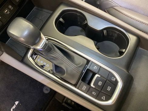Used 2020 Hyundai Santa Fe Limited AWD/4WD image 21