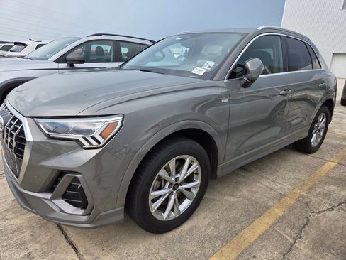 Used 2023 Audi Q3 2.0T Premium AWD/4WD image 6