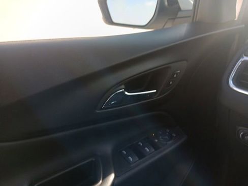 Used 2024 Chevrolet Equinox LT image 15
