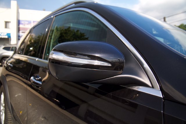 Used 2025 Mercedes-Benz GLE 350 4MATIC image 11