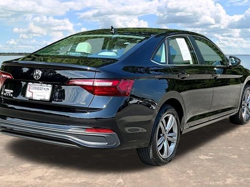 Used 2023 Volkswagen Jetta SE FWD image 8