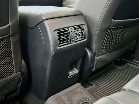 Used 2023 Toyota 4Runner 40th Anniversary SE AWD/4WD image 27