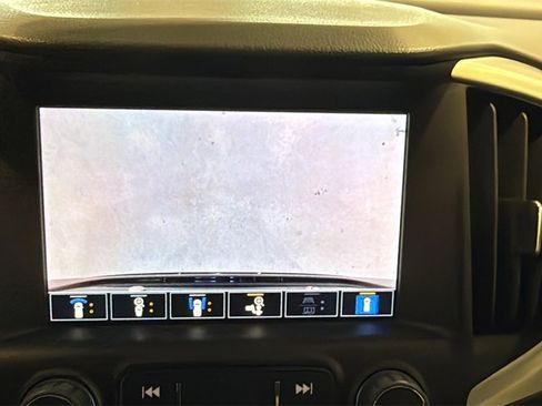 Used 2022 GMC Terrain SLT w/ Tech Package image 41