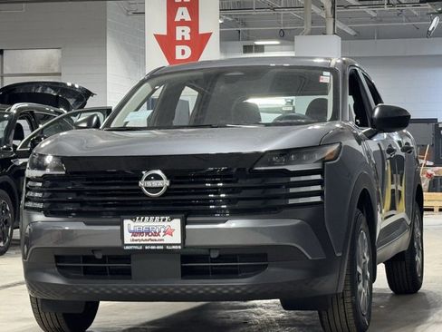 New 2026 Nissan Kicks S image 19