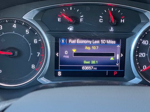 Used 2022 GMC Acadia SLE FWD image 30