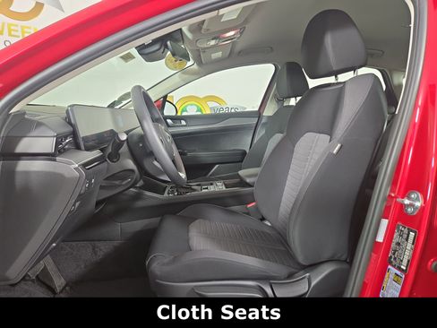 Used 2025 Kia K5 LXS image 12