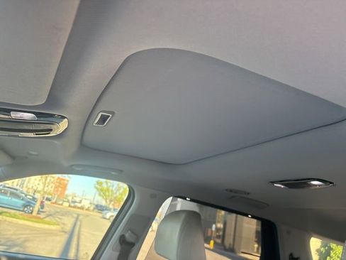 Used 2021 Hyundai Palisade SEL w/ Convenience Package image 4