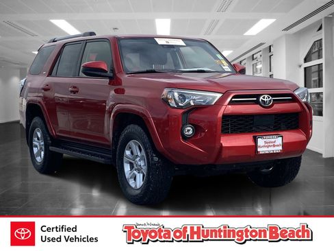 Certified 2024 Toyota 4Runner SR5 image 1