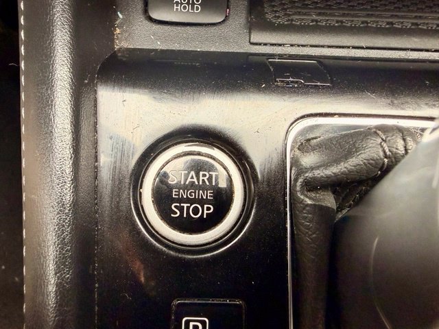 Used 2021 Nissan Kicks SR w/ SR Premium Package FWD image 27