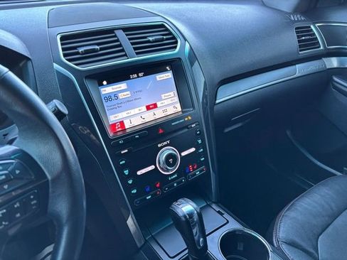 Used 2019 Ford Explorer Sport w/ Equipment Group 401A image 34