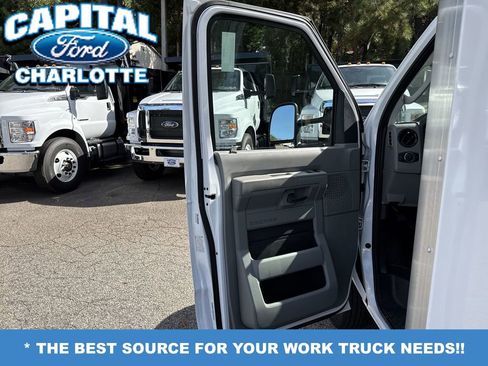 New 2026 Ford E-350 and Econoline 350 Super Duty w/ Driver's Safety Package image 19