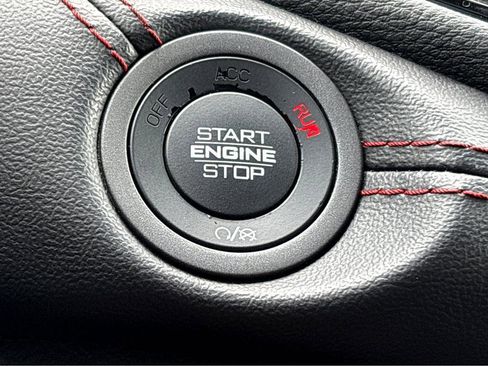 Used 2023 Dodge Durango GT image 5