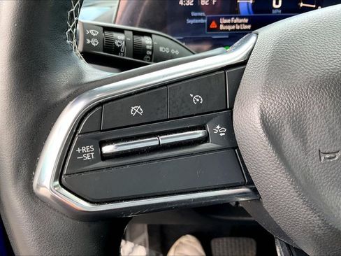 Used 2024 Chevrolet Equinox EV LT w/ LPO, Trailering Package FWD image 20