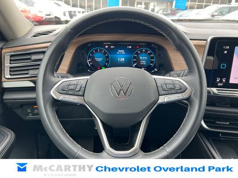 Used 2024 Volkswagen Atlas SE image 10