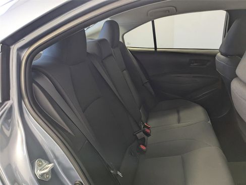 Used 2023 Toyota Corolla LE image 20