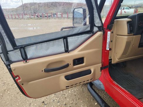 Used 2001 Jeep Wrangler SE AWD/4WD image 4