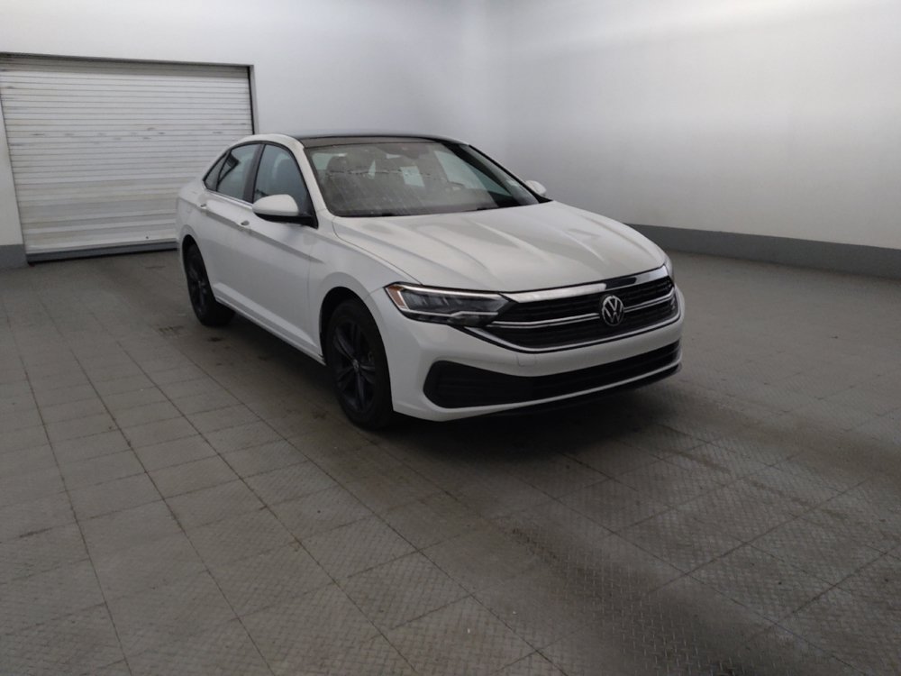 Used 2024 Volkswagen Jetta SE FWD image 13