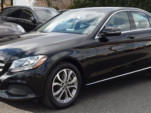 Used 2017 Mercedes-Benz C 300 4MATIC Sedan image 10