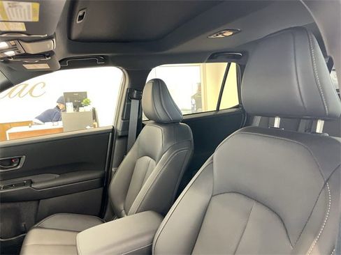 New 2026 Subaru Outback Limited image 11