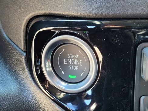 New 2026 GMC Sierra 1500 Elevation image 17