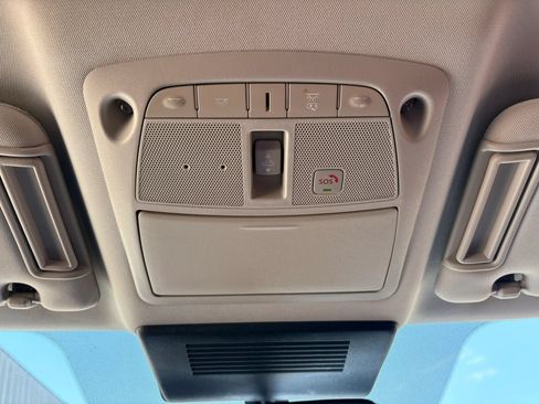 Used 2021 Nissan Armada SL w/ Captain's Chairs Package AWD/4WD image 24