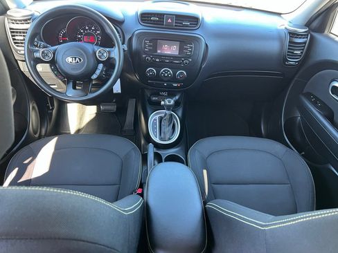 Used 2015 Kia Soul + FWD image 19