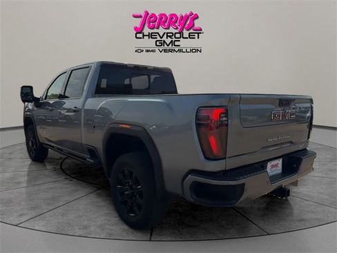 Used 2024 GMC Sierra 2500 AT4 w/ AT4 Premium Plus Package image 3