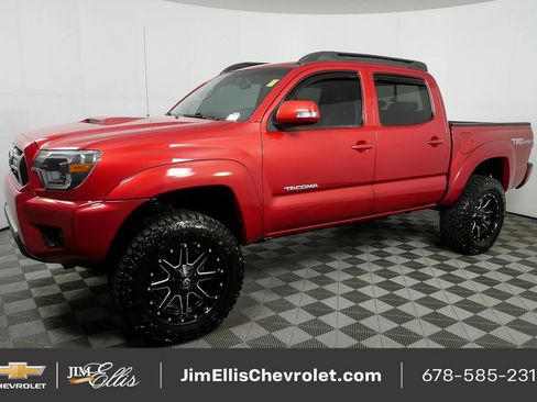 Used 2014 Toyota Tacoma 4x4 Double Cab image 2