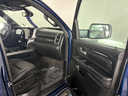 Used 2020 RAM 1500 Sport w/ Comfort & Convenience Group AWD/4WD image 34