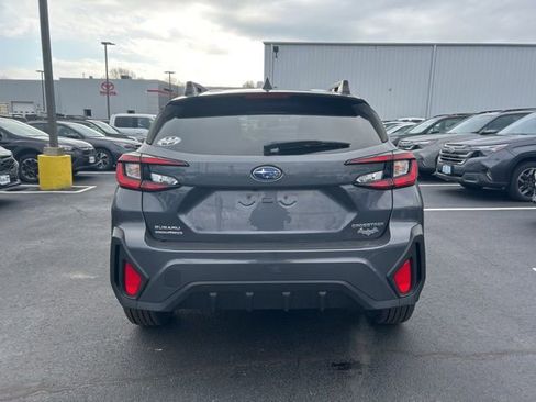 Used 2024 Subaru Crosstrek 2.0i Premium image 5