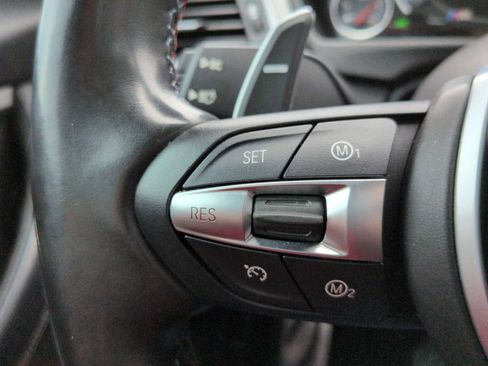 Used 2018 BMW M3 image 24