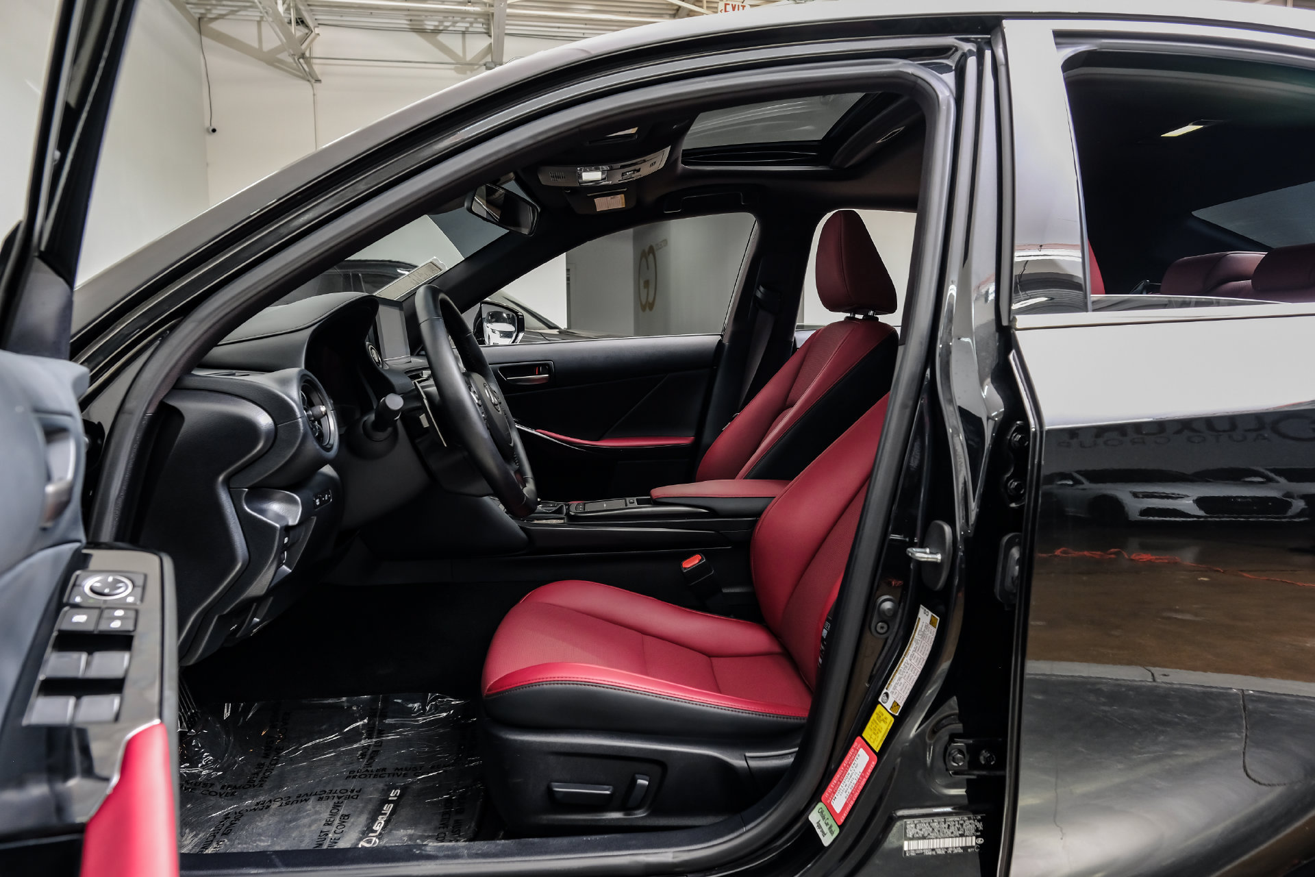 Used 2025 Lexus IS 350 F Sport RWD image 4