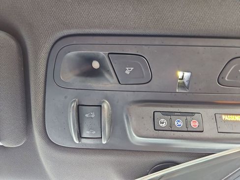 Used 2023 Chevrolet Camaro LT w/ RS Package image 18