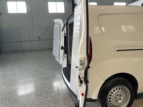 Used 2022 RAM ProMaster City Tradesman image 7