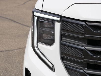 New 2026 GMC Sierra 1500 Elevation w/ Elevation Premium Package