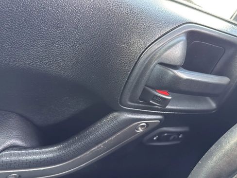 Used 2017 Jeep Wrangler Unlimited Sport w/ Quick Order Package 24S image 19