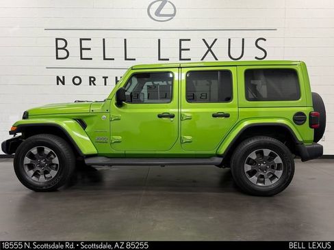 Used 2018 Jeep Wrangler Unlimited Sahara AWD/4WD image 7