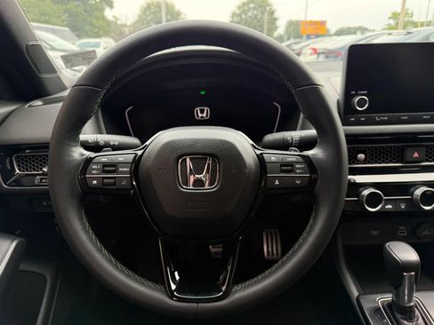 Used 2024 Honda Civic Sport image 9